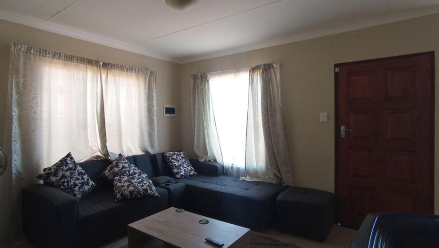 2 Bedroom Property for Sale in Soshanguve VV Gauteng