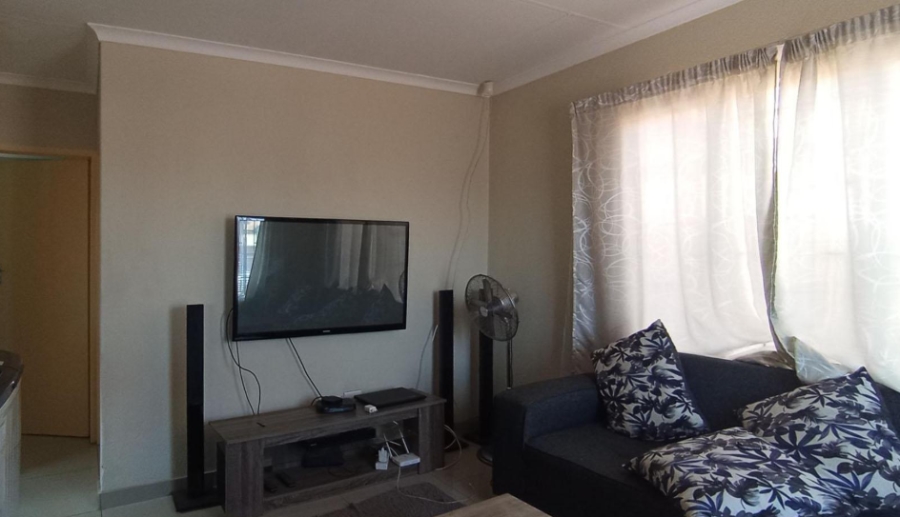 2 Bedroom Property for Sale in Soshanguve VV Gauteng