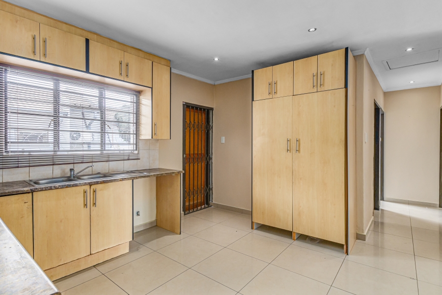 4 Bedroom Property for Sale in Kelvin Gauteng