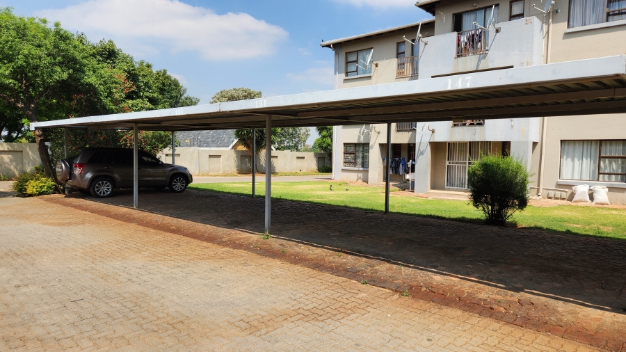 2 Bedroom Property for Sale in Eveleigh Gauteng