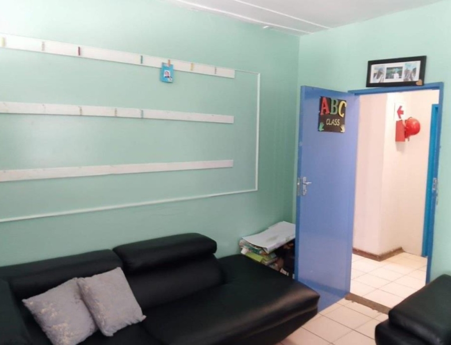 3 Bedroom Property for Sale in Robertsham Gauteng