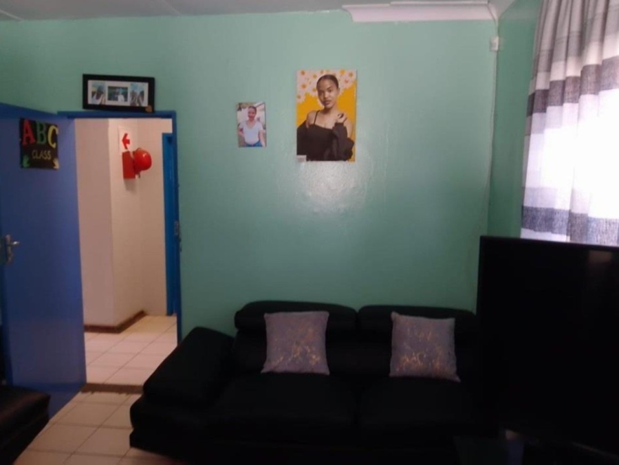 3 Bedroom Property for Sale in Robertsham Gauteng