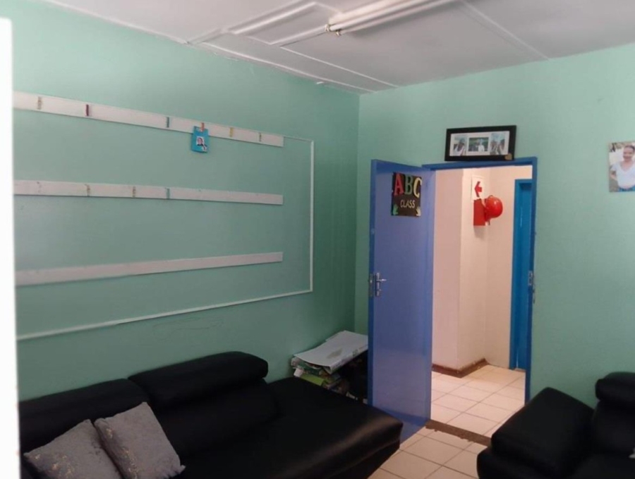 3 Bedroom Property for Sale in Robertsham Gauteng