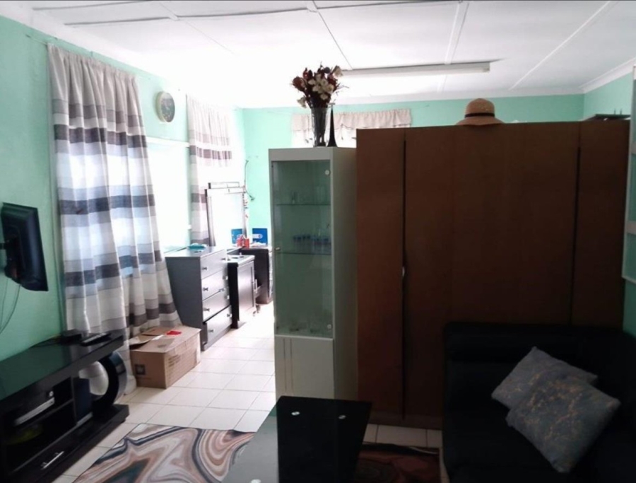 3 Bedroom Property for Sale in Robertsham Gauteng