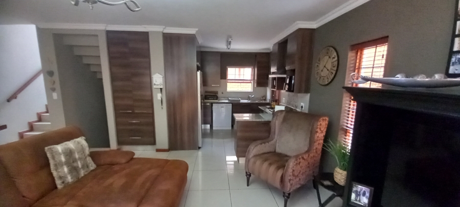 To Let 3 Bedroom Property for Rent in Chancliff Ridge Gauteng
