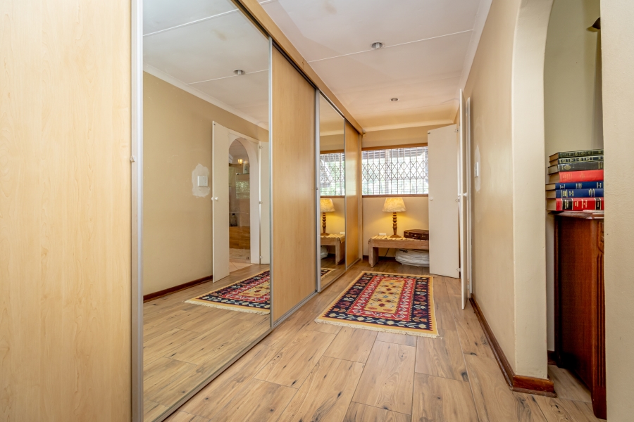 To Let 5 Bedroom Property for Rent in Fairland Gauteng