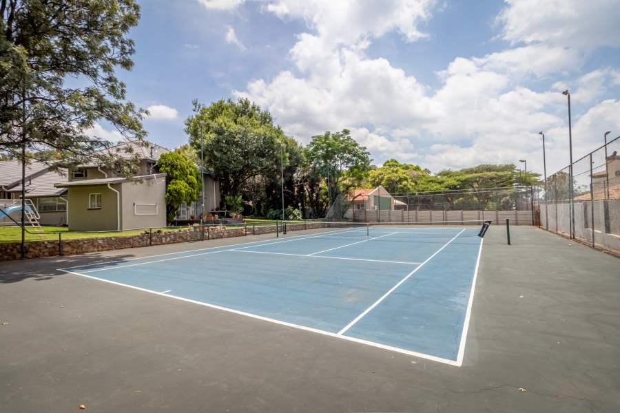 To Let 5 Bedroom Property for Rent in Fairland Gauteng