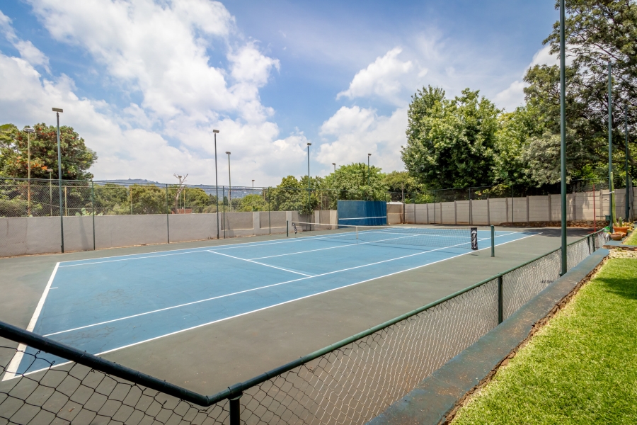 To Let 5 Bedroom Property for Rent in Fairland Gauteng