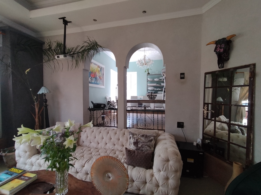 8 Bedroom Property for Sale in Florida Gauteng
