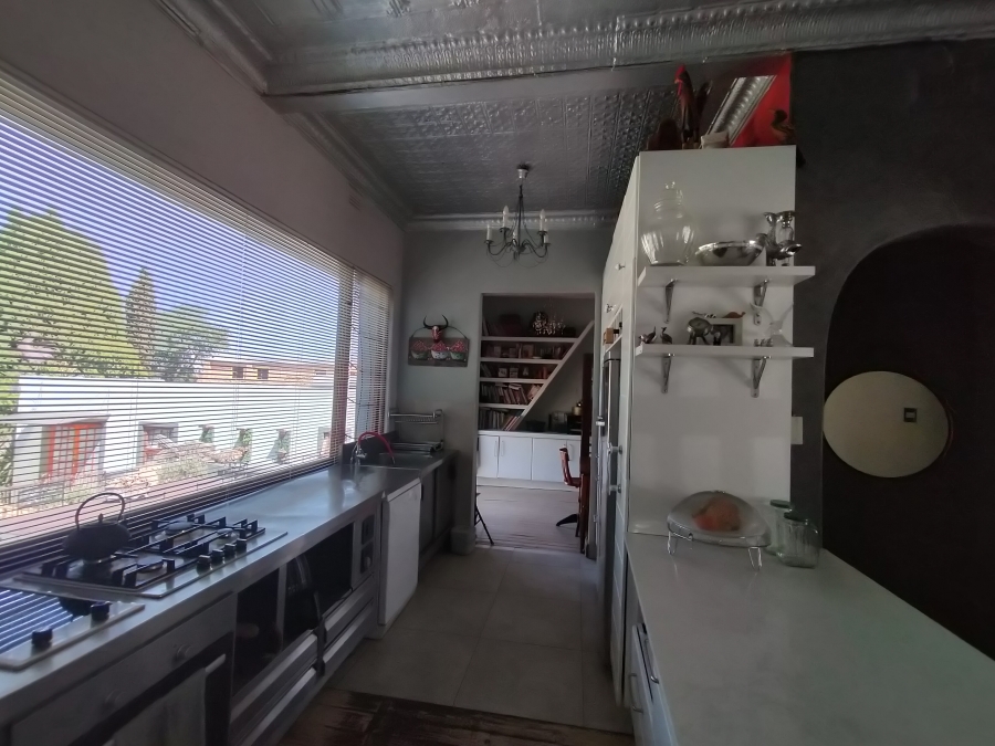 8 Bedroom Property for Sale in Florida Gauteng