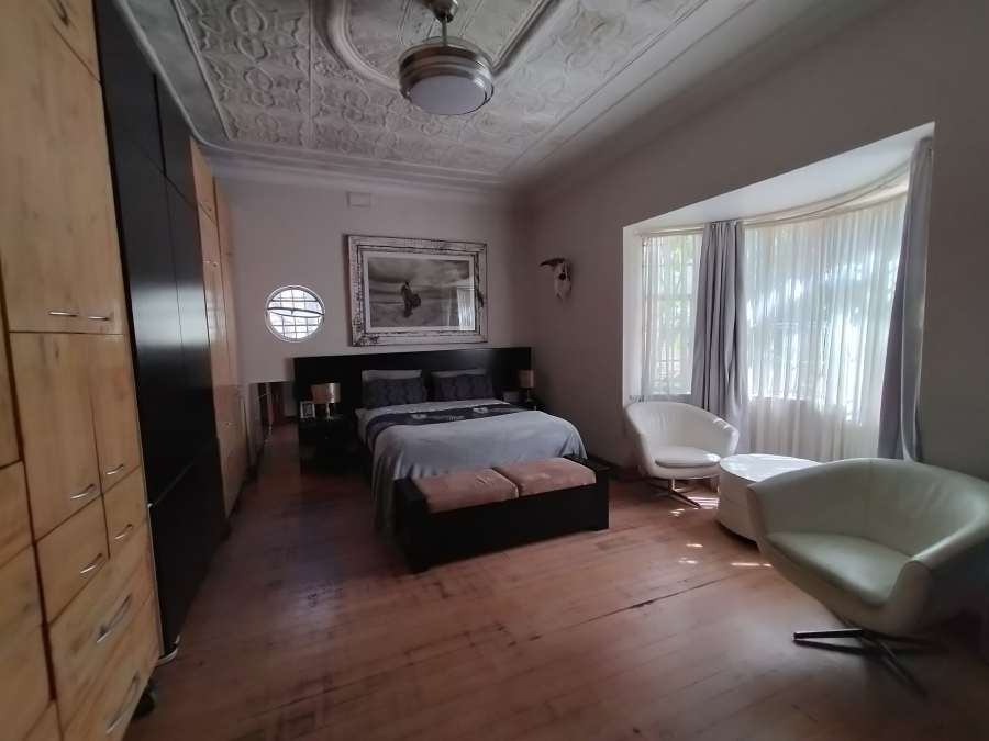 8 Bedroom Property for Sale in Florida Gauteng