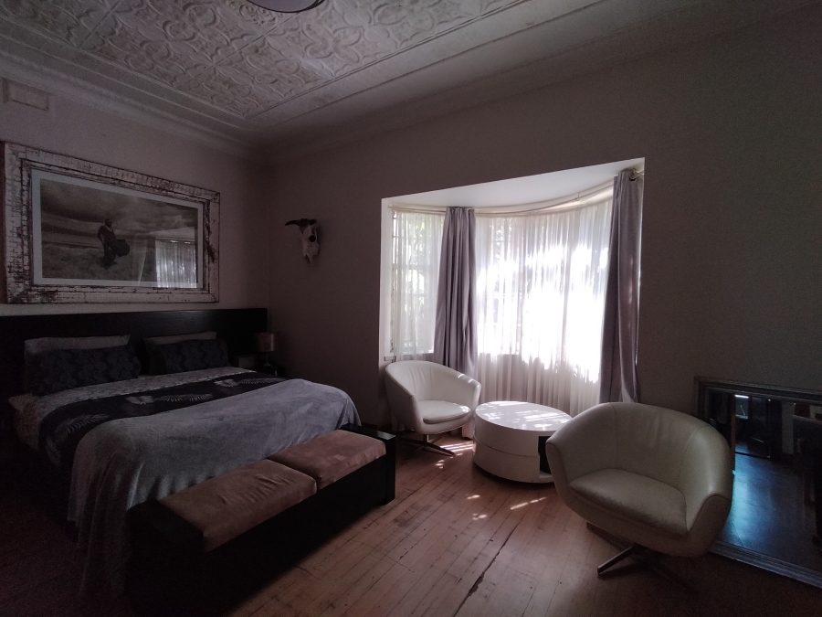 8 Bedroom Property for Sale in Florida Gauteng