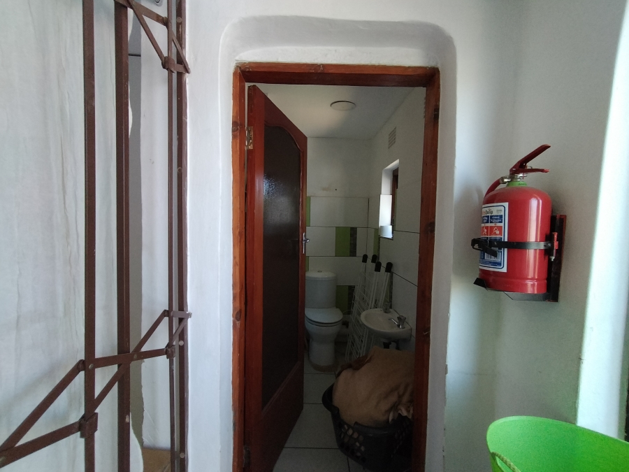 8 Bedroom Property for Sale in Florida Gauteng