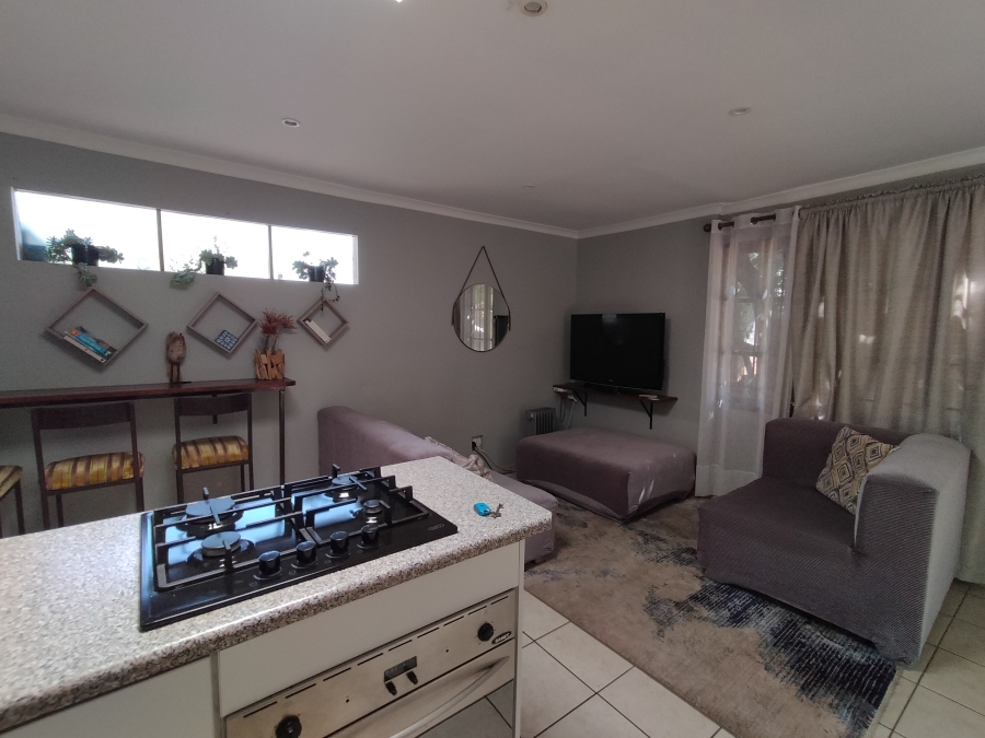 8 Bedroom Property for Sale in Florida Gauteng