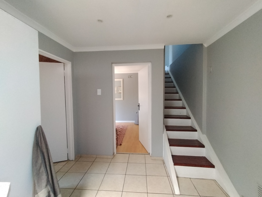 8 Bedroom Property for Sale in Florida Gauteng
