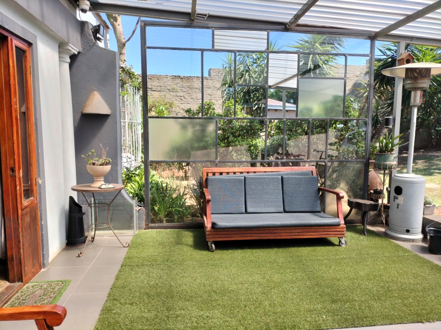 8 Bedroom Property for Sale in Florida Gauteng