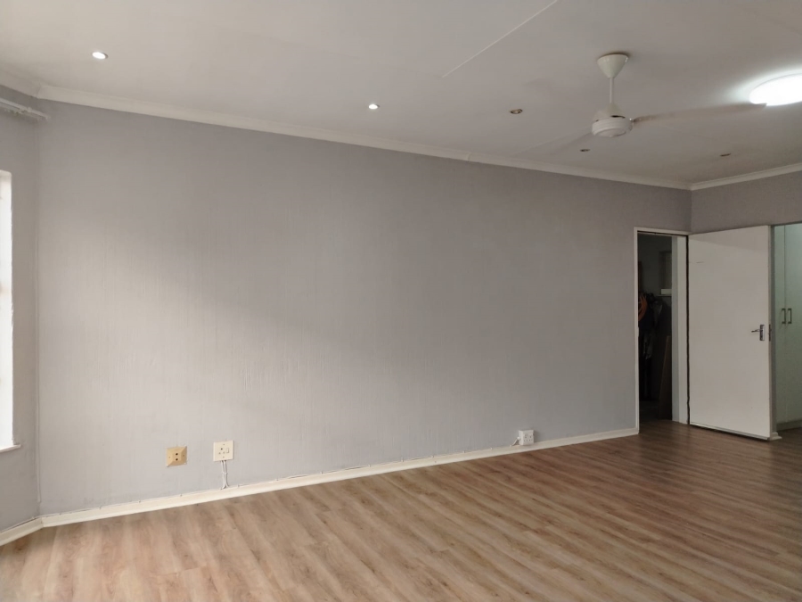 2 Bedroom Property for Sale in Krugersdorp North Gauteng