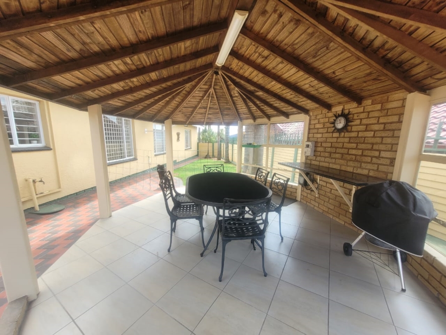 3 Bedroom Property for Sale in Rant En Dal Gauteng