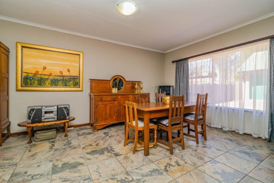 4 Bedroom Property for Sale in Rant En Dal Gauteng