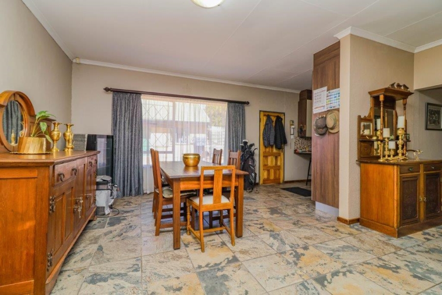 4 Bedroom Property for Sale in Rant En Dal Gauteng
