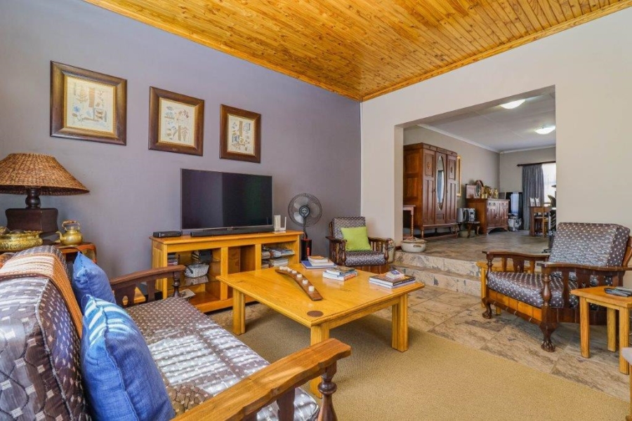 4 Bedroom Property for Sale in Rant En Dal Gauteng
