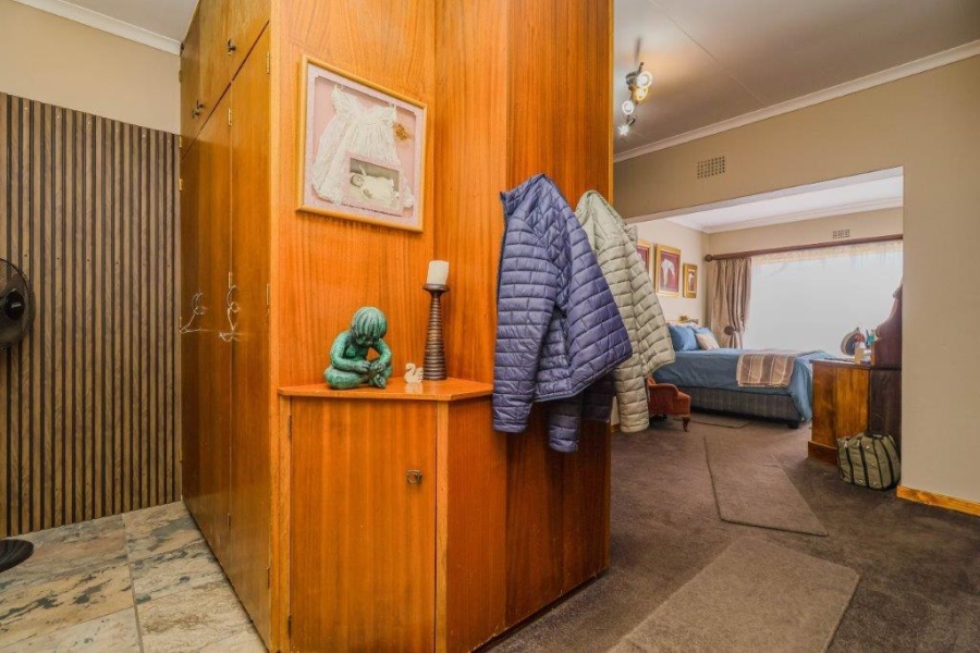 4 Bedroom Property for Sale in Rant En Dal Gauteng