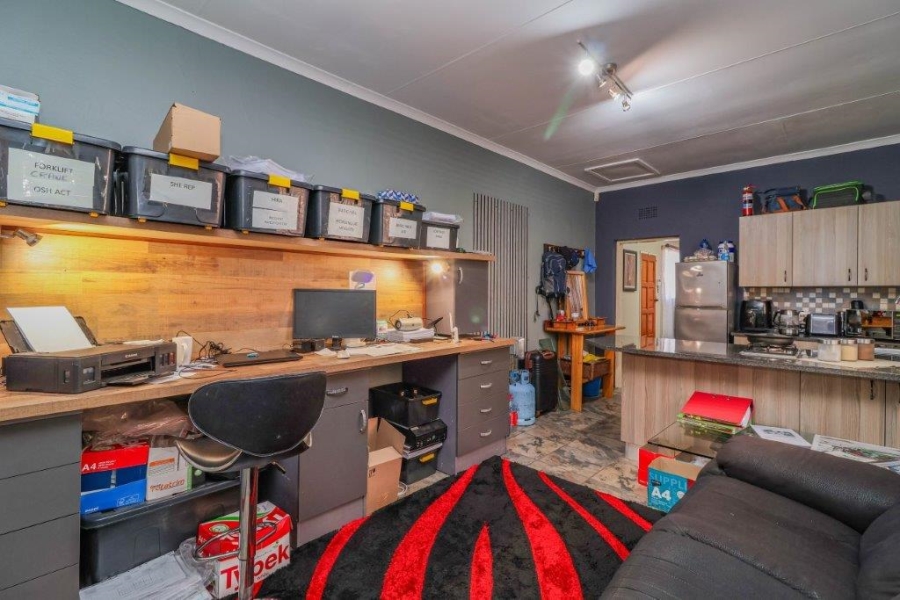 4 Bedroom Property for Sale in Rant En Dal Gauteng