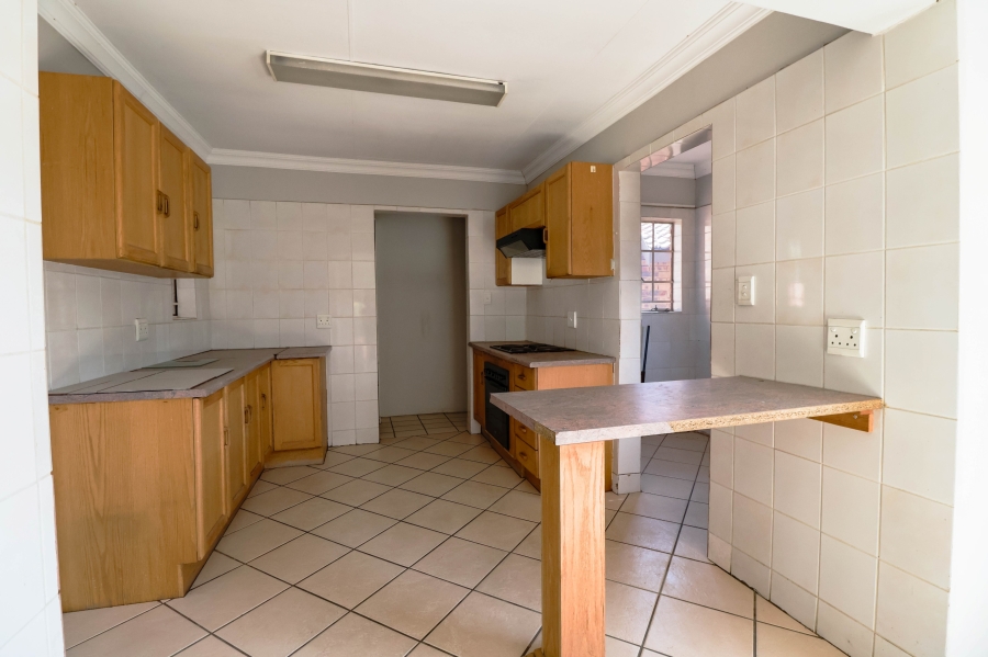 4 Bedroom Property for Sale in The Reeds Gauteng