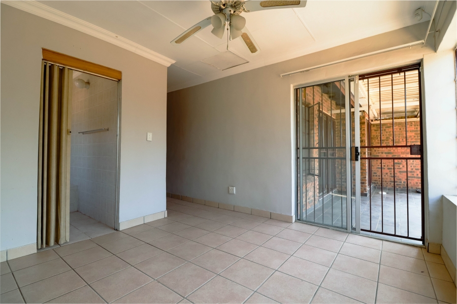 4 Bedroom Property for Sale in The Reeds Gauteng