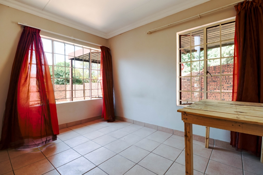 4 Bedroom Property for Sale in The Reeds Gauteng