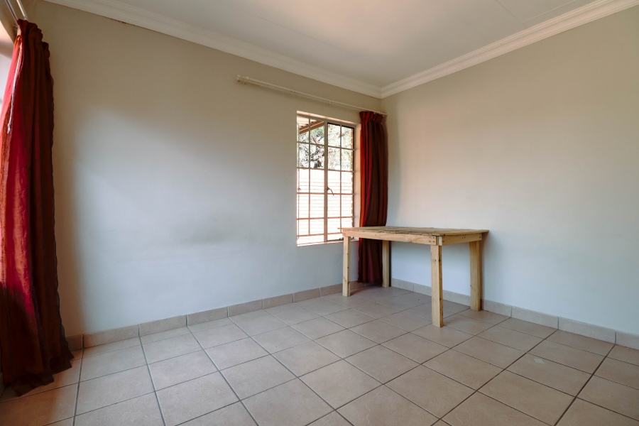 4 Bedroom Property for Sale in The Reeds Gauteng