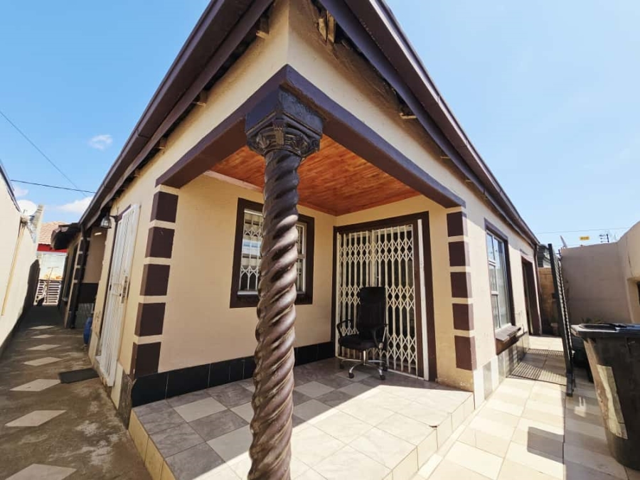 4 Bedroom Property for Sale in Doornkop Gauteng