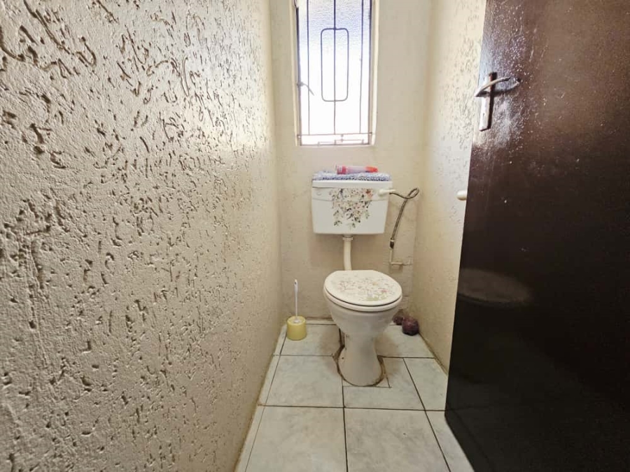 4 Bedroom Property for Sale in Doornkop Gauteng