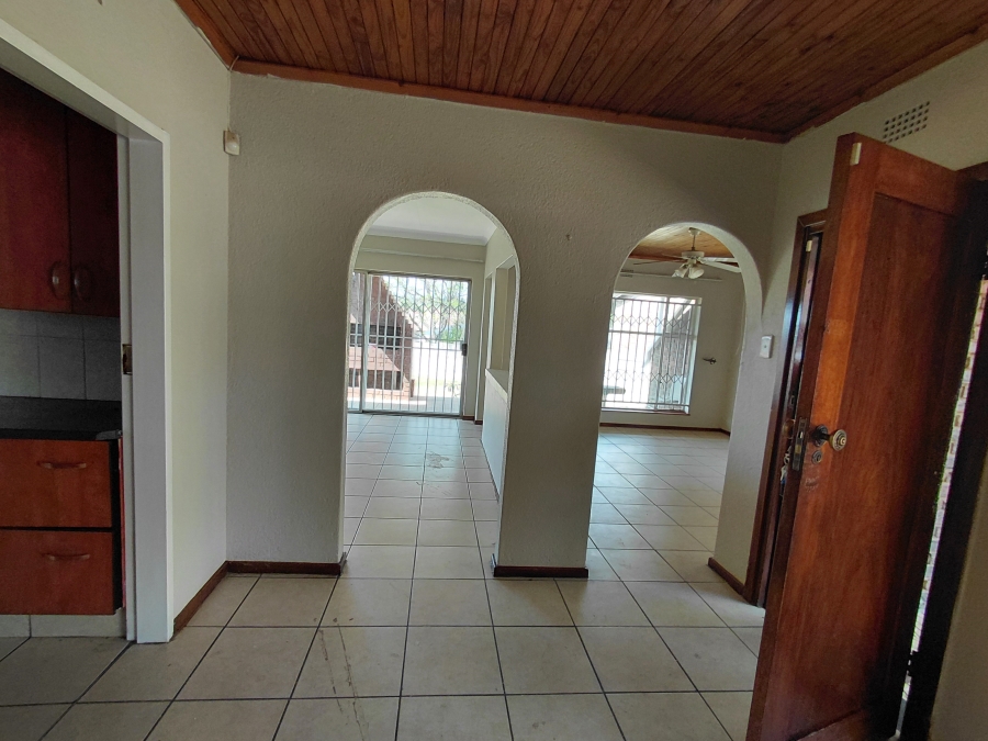 To Let 3 Bedroom Property for Rent in Birchleigh North Gauteng