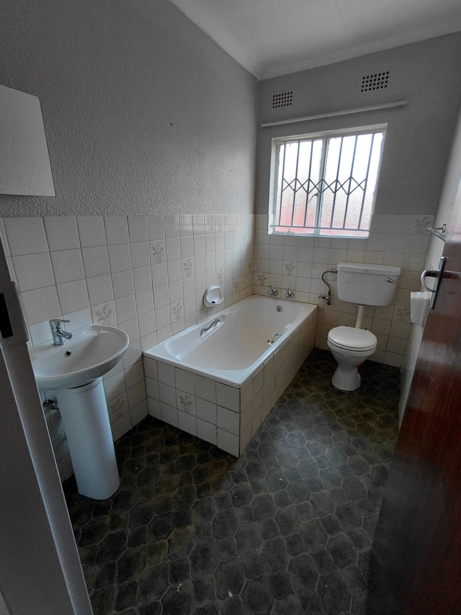 To Let 3 Bedroom Property for Rent in Birchleigh North Gauteng