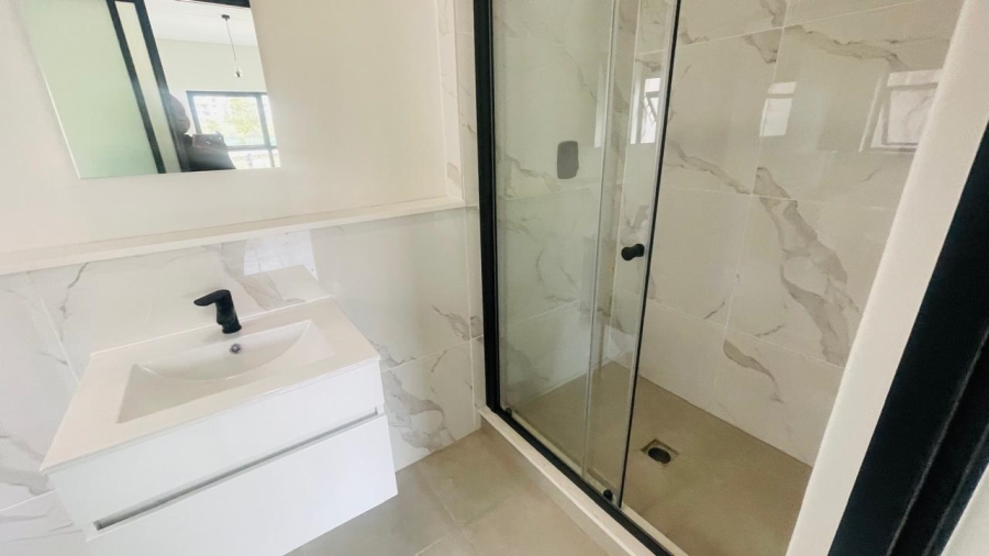 To Let 1 Bedroom Property for Rent in Waterfall Gauteng