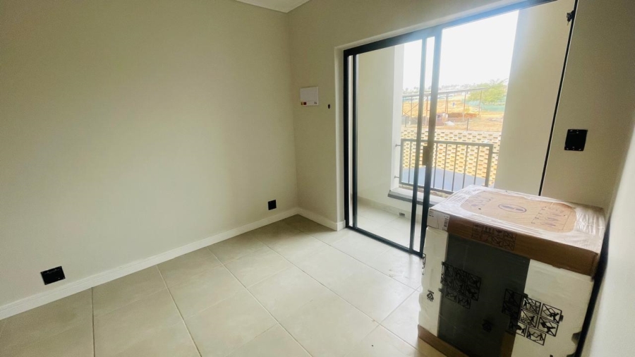 To Let 1 Bedroom Property for Rent in Waterfall Gauteng