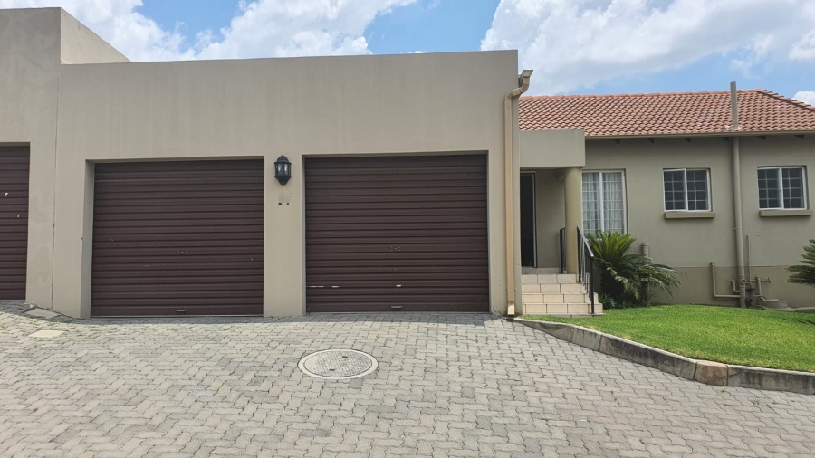 2 Bedroom Property for Sale in North Riding Gauteng