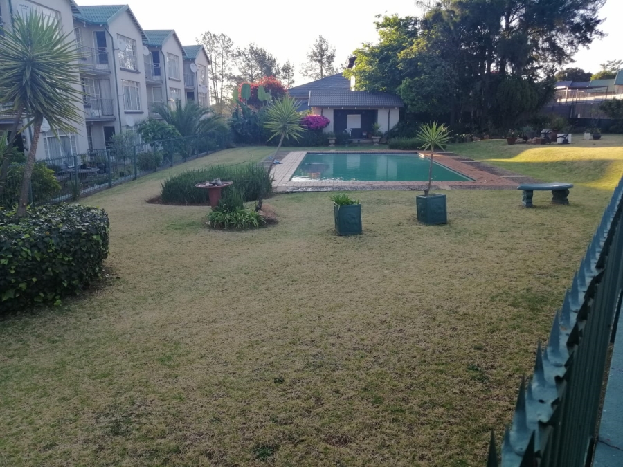 2 Bedroom Property for Sale in Krugersdorp North Gauteng