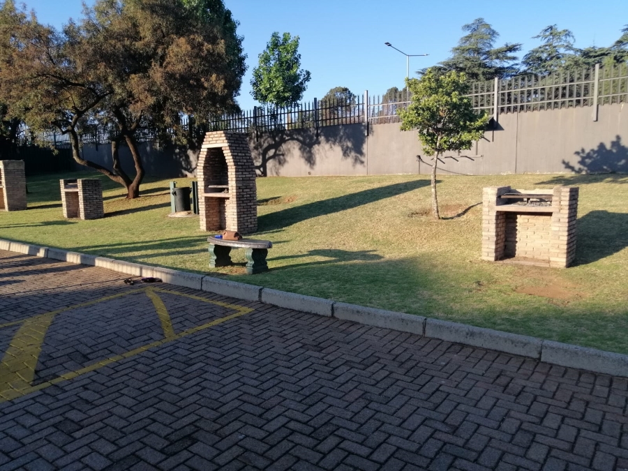2 Bedroom Property for Sale in Krugersdorp North Gauteng