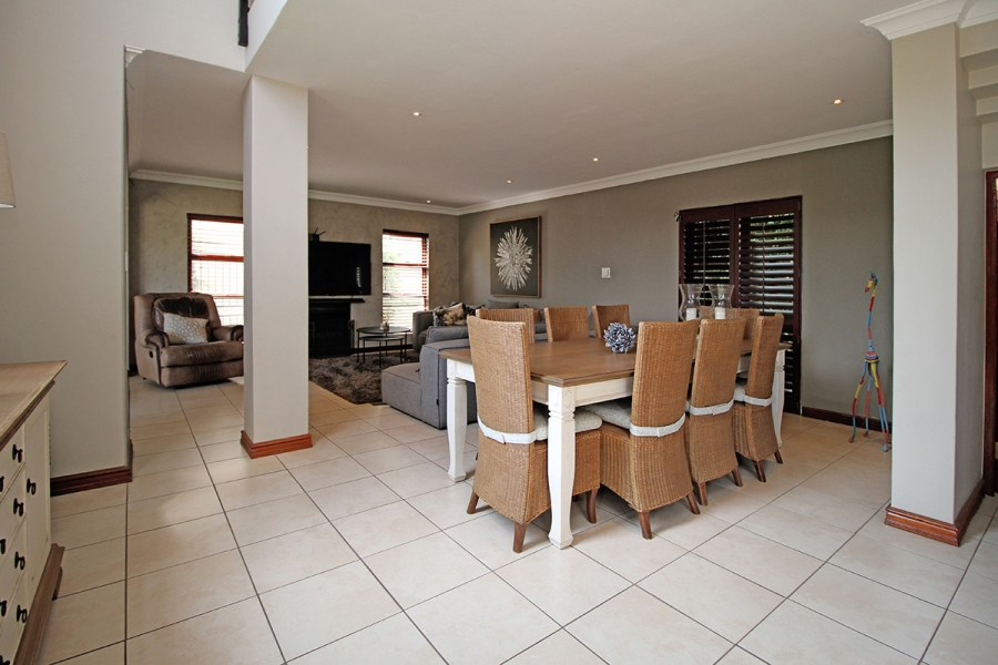 3 Bedroom Property for Sale in Greenstone Hill Gauteng