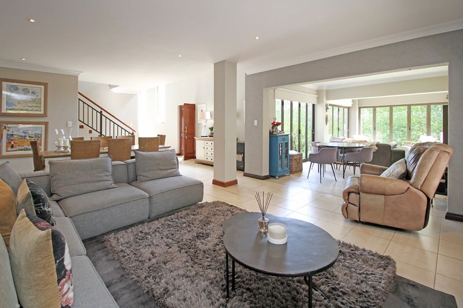 3 Bedroom Property for Sale in Greenstone Hill Gauteng