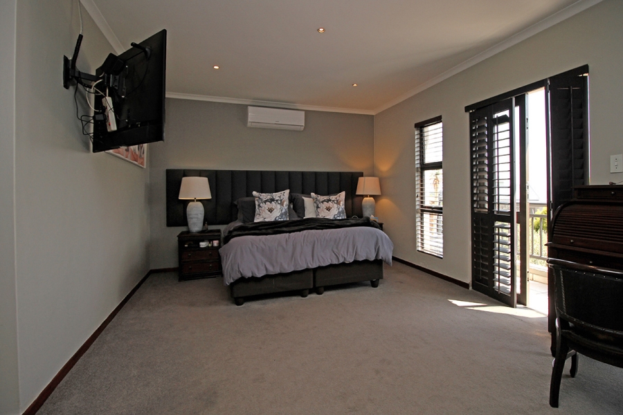 3 Bedroom Property for Sale in Greenstone Hill Gauteng