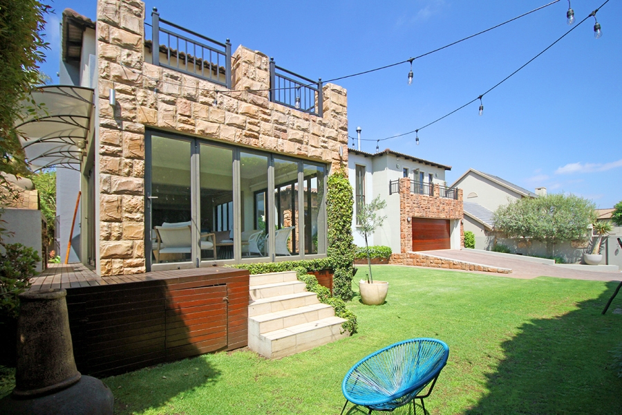 3 Bedroom Property for Sale in Greenstone Hill Gauteng