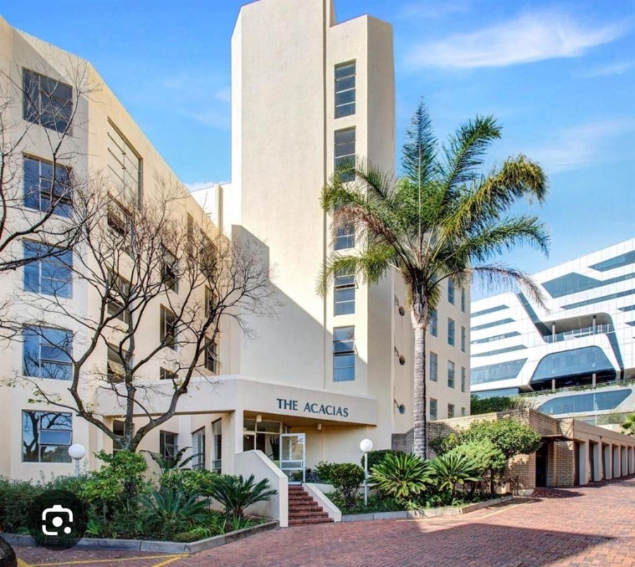 To Let 3 Bedroom Property for Rent in Sandhurst Gauteng