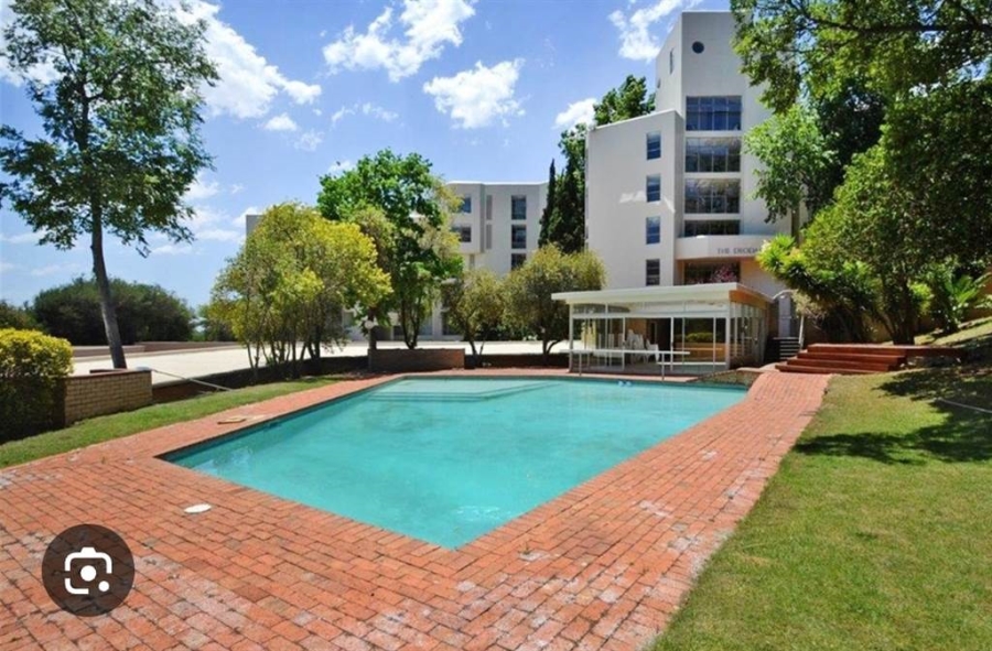 To Let 3 Bedroom Property for Rent in Sandhurst Gauteng