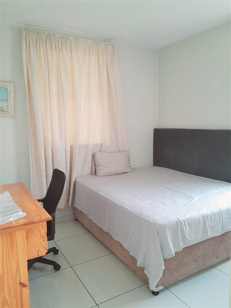 To Let 3 Bedroom Property for Rent in Sandhurst Gauteng
