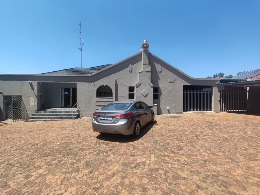 3 Bedroom Property for Sale in Dalview Gauteng