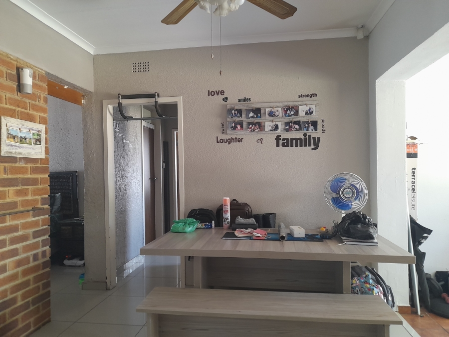 3 Bedroom Property for Sale in Brackenhurst Gauteng