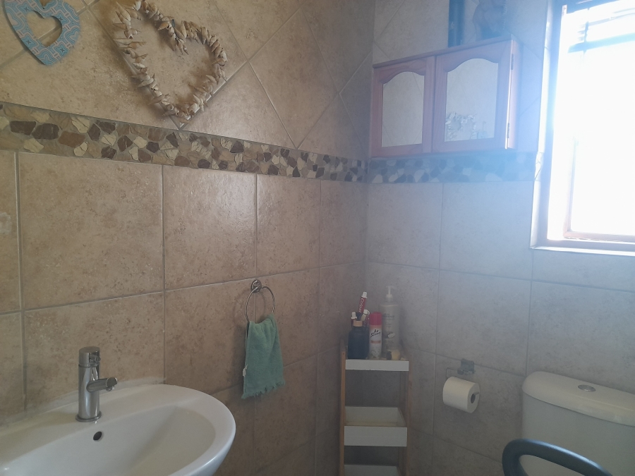 3 Bedroom Property for Sale in Brackenhurst Gauteng